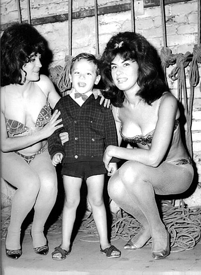 Marion with her little son Michael - Revue Nino Lembo 1963